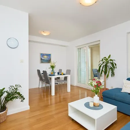 Beachfront Luxury Complex 2bd Sunset Apartman