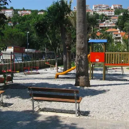 Beachfront Luxury Complex 2bd Sunset