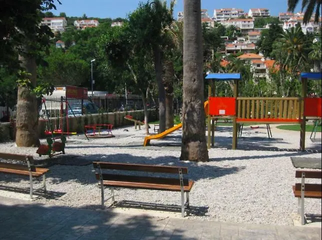 Beachfront Luxury Complex 2bd Sunset