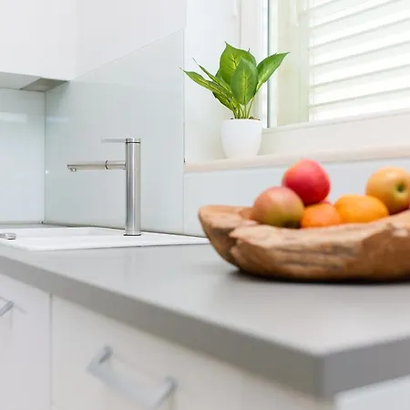 Beachfront Luxury Complex 2bd Sunset